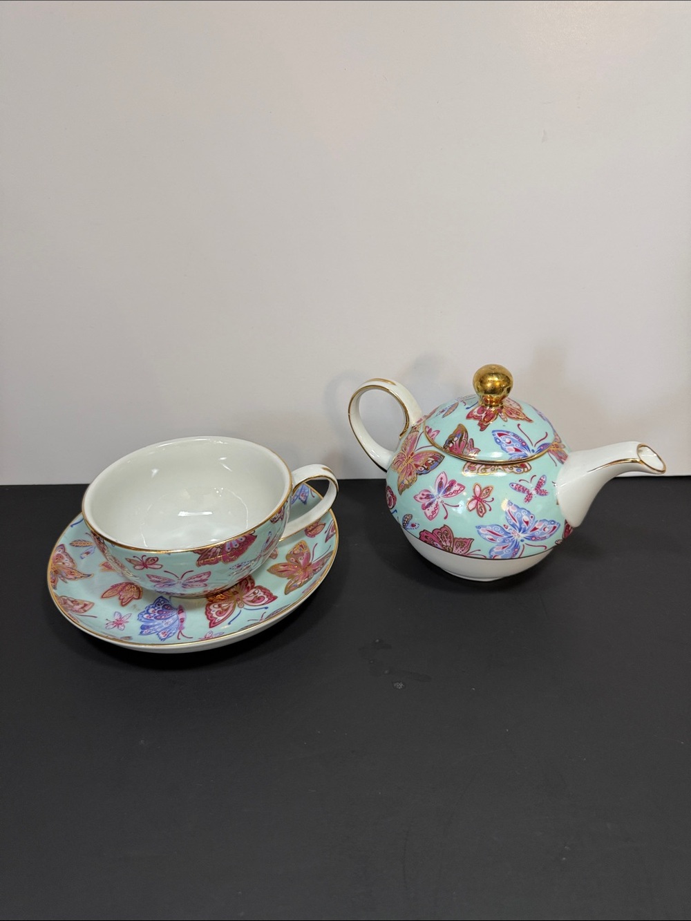 Elegant Butterfly Tea Set - Mint Blue Teapot and Cup with Gold Trim